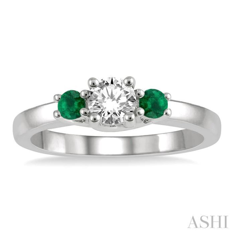 2.70 MM Round Shape Emerald and 1/3 Ctw Past, Present and Future Round Cut Diamond Precious Ring in 14K White Gold 2.70 MM Round Shape Emerald and 1/3 Ctw Past, Present and Future Round Cut Diamond Precious Ring in 14K White Gold