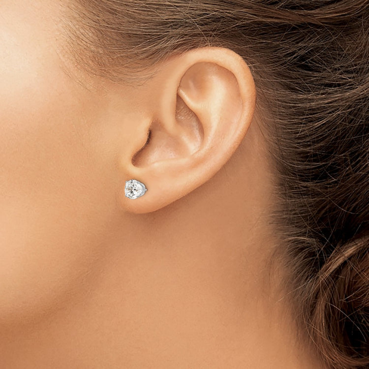 14k White Gold 6.5mm CZ stud earrings 14k White Gold 6.5mm CZ stud earrings