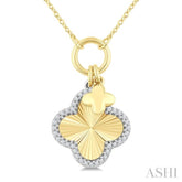 1/6 Ctw Clover Charm Fluted Round Cut Diamond Fashion Pendant With Chain in 10K Yellow and White Gold