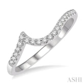1/6 Ctw Curve Round Cut Diamond Wedding Band in 14K White Gold