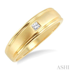 1/20 Ctw Princess Cut Diamond Men's Ring in 14K Yellow Gold 1/20 Ctw Princess Cut Diamond Men's Ring in 14K Yellow Gold