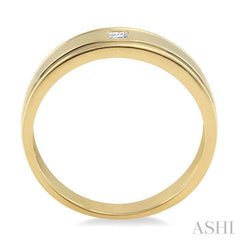 1/20 Ctw Princess Cut Diamond Men's Ring in 14K Yellow Gold 1/20 Ctw Princess Cut Diamond Men's Ring in 14K Yellow Gold