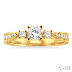 1/2 Ctw Diamond Engagement Ring with 1/3 Ct Princess Cut Center Stone in 14K Yellow Gold 1/2 Ctw Diamond Engagement Ring with 1/3 Ct Princess Cut Center Stone in 14K Yellow Gold