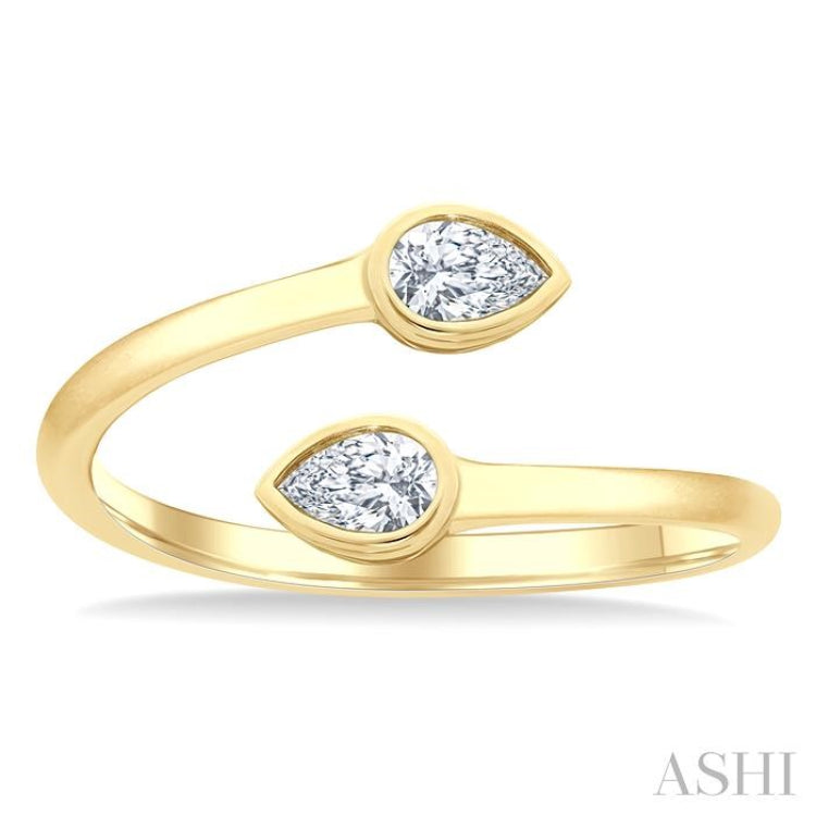 1/5 Ctw Split Single Coil Bezel Set Pear Cut Diamond Open Fashion Ring in 14K Yellow Gold 1/5 Ctw Split Single Coil Bezel Set Pear Cut Diamond Open Fashion Ring in 14K Yellow Gold