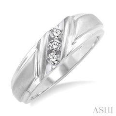 1/8 Ctw Round Cut Diamond Women's Ring in 14K White Gold 1/8 Ctw Round Cut Diamond Women's Ring in 14K White Gold