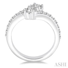 1 Ctw Cross Over Shank Round Cut Diamond 2Stone Ring in 14K White Gold 1 Ctw Cross Over Shank Round Cut Diamond 2Stone Ring in 14K White Gold