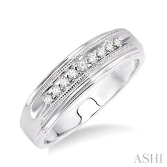 1/8 Ctw Round Cut Diamond Men's Ring in 14K White Gold 1/8 Ctw Round Cut Diamond Men's Ring in 14K White Gold