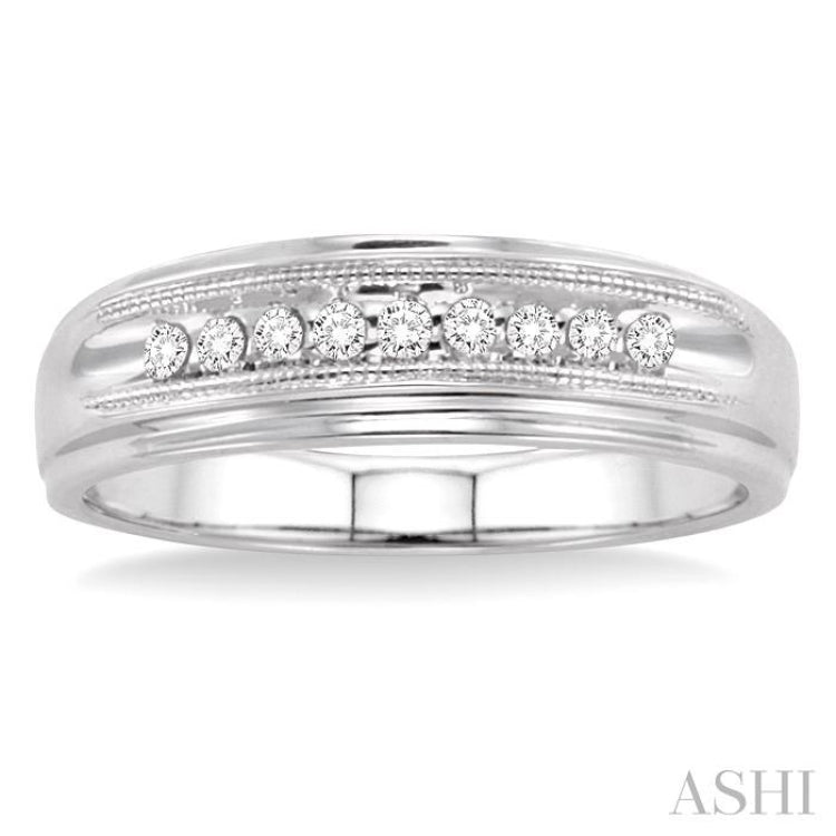 1/8 Ctw Round Cut Diamond Men's Ring in 14K White Gold 1/8 Ctw Round Cut Diamond Men's Ring in 14K White Gold