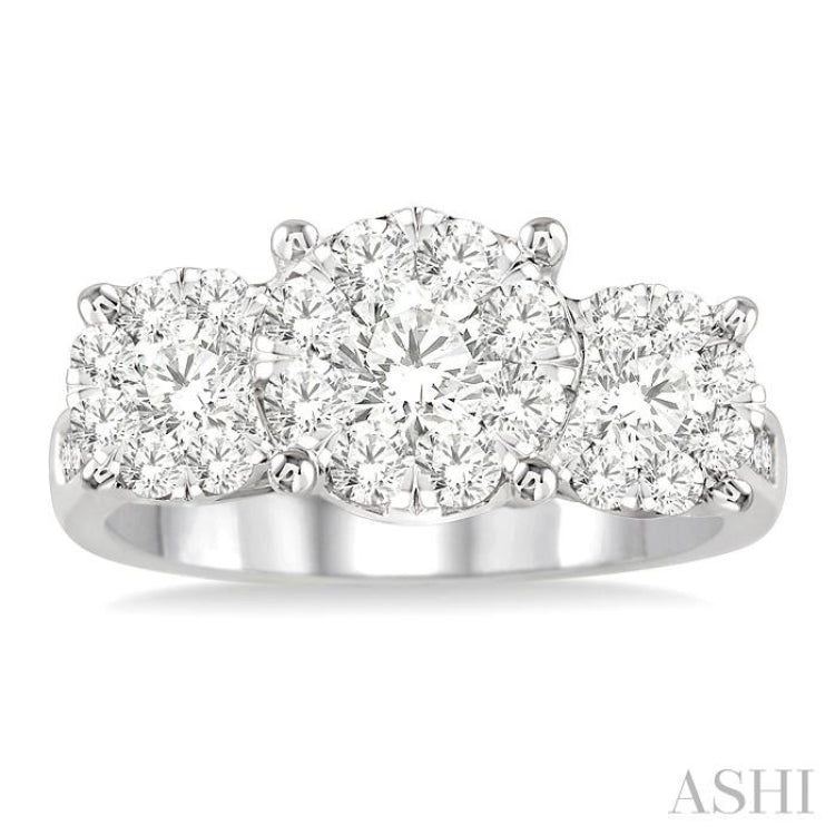 1 1/2 ctw Lovebright Round Cut Diamond Ring in 14K White Gold 1 1/2 ctw Lovebright Round Cut Diamond Ring in 14K White Gold