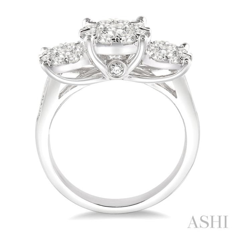 1 1/2 ctw Lovebright Round Cut Diamond Ring in 14K White Gold 1 1/2 ctw Lovebright Round Cut Diamond Ring in 14K White Gold