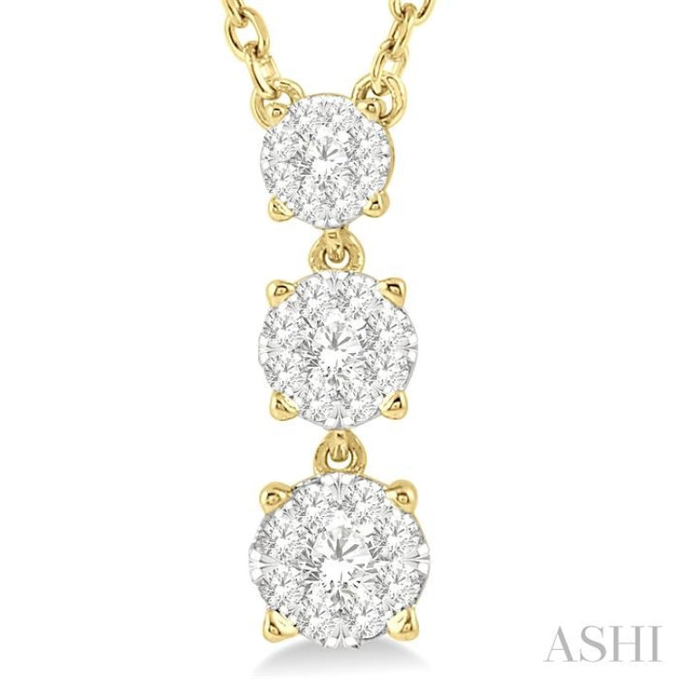 1/3 Ctw Round Cut Lovebright Diamond Layered Pendant in 14K Yellow Gold 1/3 Ctw Round Cut Lovebright Diamond Layered Pendant in 14K Yellow Gold