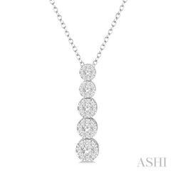 5/8 Ctw Five Mount Lovebright Round Cut Diamond Pendant With Chain in 14K White Gold 5/8 Ctw Five Mount Lovebright Round Cut Diamond Pendant With Chain in 14K White Gold