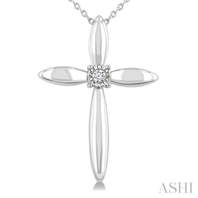 1/50 Ctw Round Cut Diamond Fashion Cross Pendant With Chain in Sterling Silver 1/50 Ctw Round Cut Diamond Fashion Cross Pendant With Chain in Sterling Silver