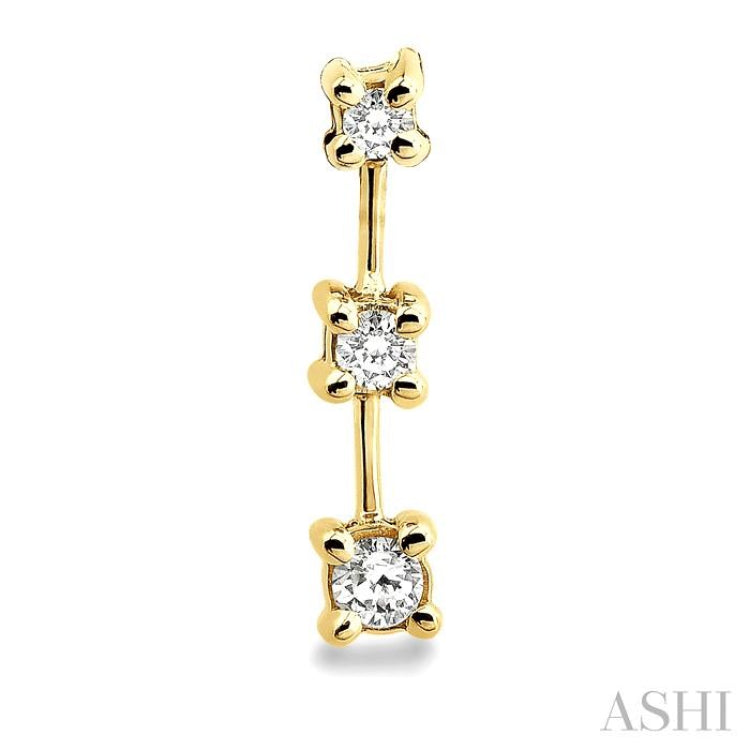 1/4 ctw Round Cut Diamond Earrings in 14K Yellow Gold 1/4 ctw Round Cut Diamond Earrings in 14K Yellow Gold