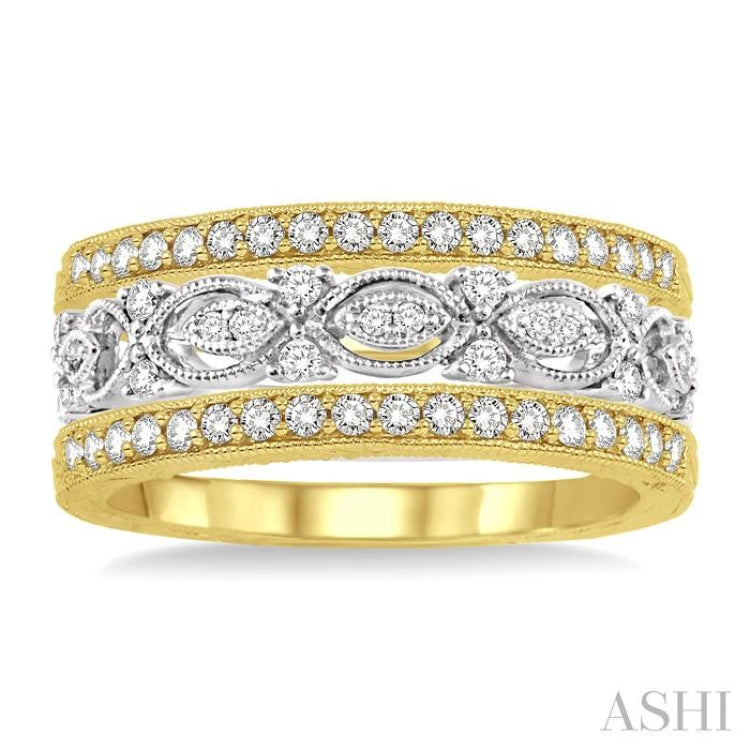 1/2 Ctw Round Cut Diamond Triple Band Set in 14K White and Yellow Gold 1/2 Ctw Round Cut Diamond Triple Band Set in 14K White and Yellow Gold