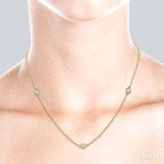 1/3 Ctw Round Cut Diamond Station Necklace in 14K Yellow Gold 1/3 Ctw Round Cut Diamond Station Necklace in 14K Yellow Gold