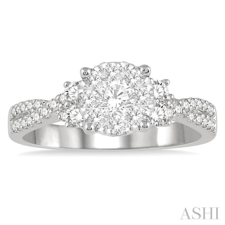 3/4 Ctw Crossed Split Shank Lovebright Diamond Cluster Ring in 14K White Gold 3/4 Ctw Crossed Split Shank Lovebright Diamond Cluster Ring in 14K White Gold