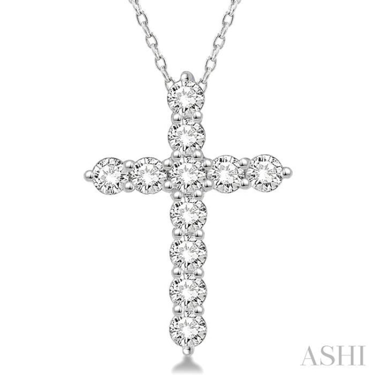 3/4 Ctw Round Cut Diamond Cross Pendant in 14K White Gold with Chain 3/4 Ctw Round Cut Diamond Cross Pendant in 14K White Gold with Chain