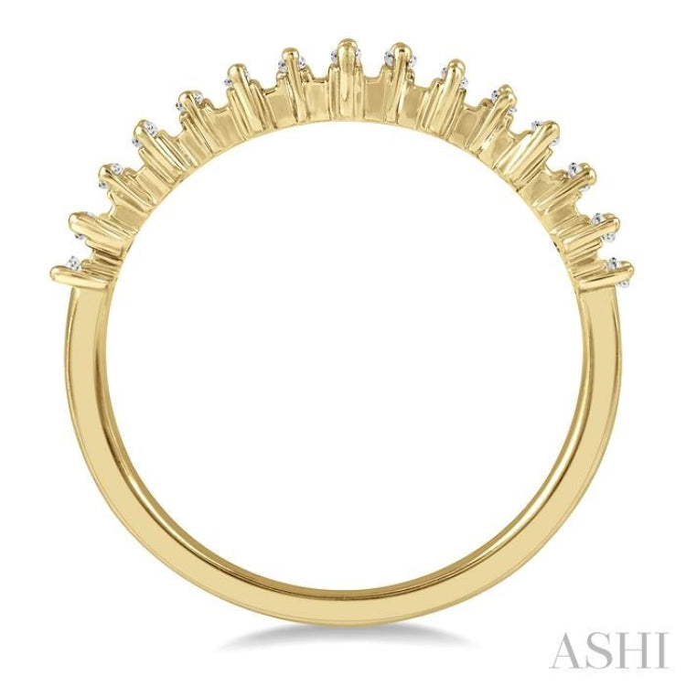 1/4 Ctw In and Out Baguette Cut Diamond Stackable Fashion Band in 14K Yellow Gold 1/4 Ctw In and Out Baguette Cut Diamond Stackable Fashion Band in 14K Yellow Gold