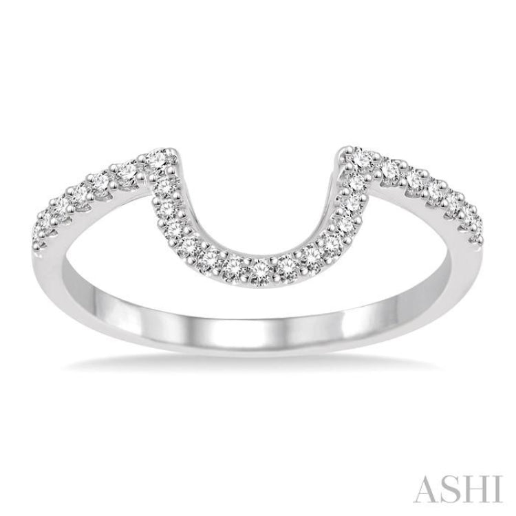 1/4 Ctw Round Cut Diamond Wedding Band in 14K White Gold 1/4 Ctw Round Cut Diamond Wedding Band in 14K White Gold