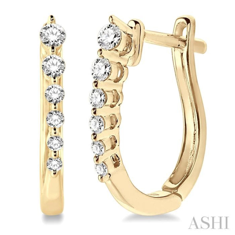 1/4 Ctw Journey Hoop Earrings in 14K Yellow Gold 1/4 Ctw Journey Hoop Earrings in 14K Yellow Gold
