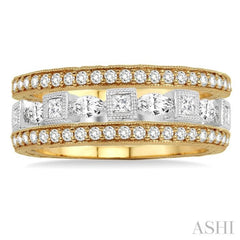3/4 Ctw Round Cut Diamond Triple Band Set in 14K Yellow and White Gold 3/4 Ctw Round Cut Diamond Triple Band Set in 14K Yellow and White Gold