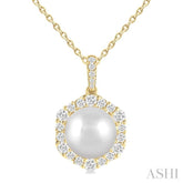 10 MM Cultured Pearl and 5/8 Ctw Hexagon Shape Round Cut Diamond Pendant With Chain in 14K Yellow Gold