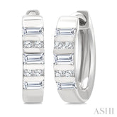 1/4 Ctw Ribbed Baguette and Round Cut Diamond Huggie Petite Earrings in 10K White Gold