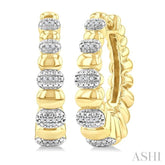1/10 Ctw Bold Puffed Pod Rib Round Cut Diamond Fashion Hoop Earrings in Yellow Gold Vermeil
