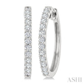1/2 Ctw Round Cut Diamond Hoop Earrings in 14K White Gold