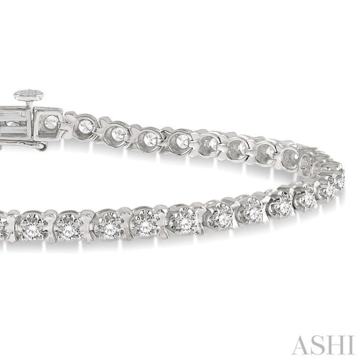 2 Ctw Round Cut Diamond Tennis Tulip Bracelet in 14K White Gold 2 Ctw Round Cut Diamond Tennis Tulip Bracelet in 14K White Gold
