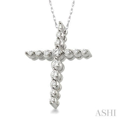 1/4 Ctw Round Cut Diamond Journey Cross Pendant in 14K White Gold with Chain 1/4 Ctw Round Cut Diamond Journey Cross Pendant in 14K White Gold with Chain