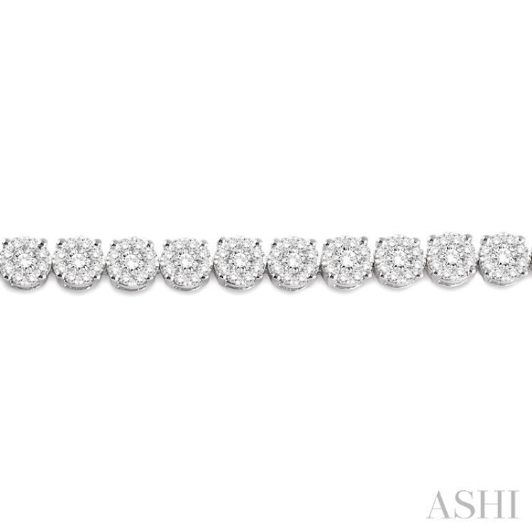 5 Ctw Round Cut Diamond Lovebright Tennis Bracelet in 14K White Gold 5 Ctw Round Cut Diamond Lovebright Tennis Bracelet in 14K White Gold