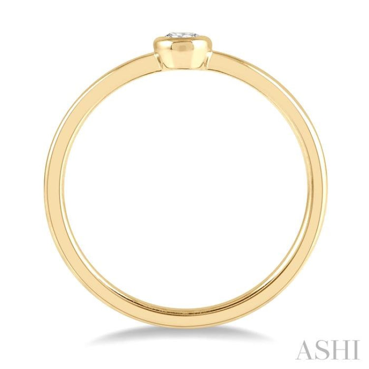 1/10 Ctw Bezel Set Round Cut Diamond Petite Fashion Ring in 14K Yellow Gold 1/10 Ctw Bezel Set Round Cut Diamond Petite Fashion Ring in 14K Yellow Gold