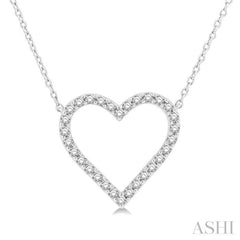 1/2 Ctw Round Cut Diamond Heart Fashion Station Necklace in 10K White Gold 1/2 Ctw Round Cut Diamond Heart Fashion Station Necklace in 10K White Gold
