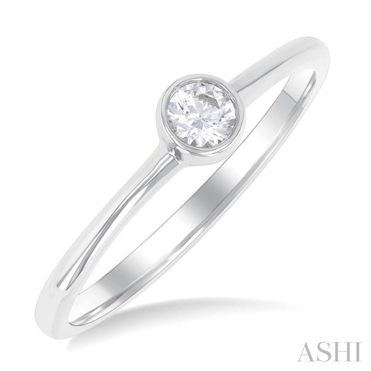 1/6 Ctw Petite Bezel Set Round Cut Diamond Fashion Ring in 10K White Gold 1/6 Ctw Petite Bezel Set Round Cut Diamond Fashion Ring in 10K White Gold