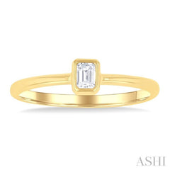 1/6 Ctw Petite Bezel Set Emerald Cut Diamond Fashion Ring in 10K Yellow Gold 1/6 Ctw Petite Bezel Set Emerald Cut Diamond Fashion Ring in 10K Yellow Gold