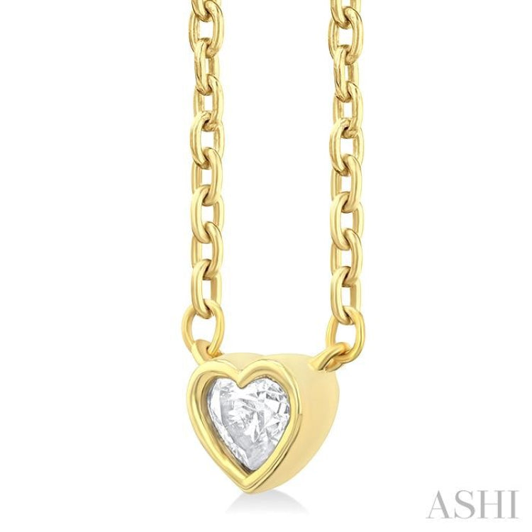 1/6 Ctw Petite Bezel Set Heart Shape Diamond Fashion Pendant With Chain in 10K Yellow Gold 1/6 Ctw Petite Bezel Set Heart Shape Diamond Fashion Pendant With Chain in 10K Yellow Gold