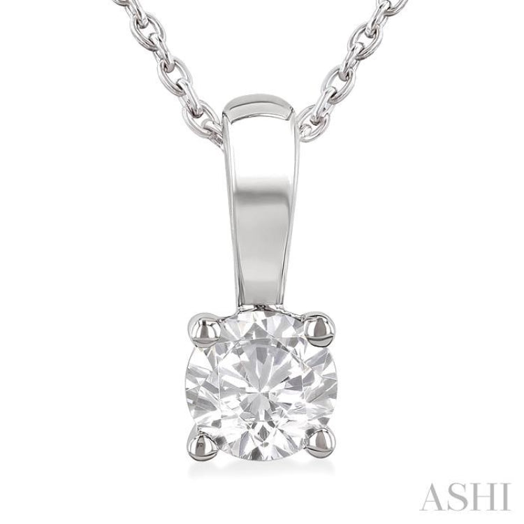 1/2 Ctw Prong Set Round Cut Diamond Solitaire Pendant With Chain in 14K White Gold 1/2 Ctw Prong Set Round Cut Diamond Solitaire Pendant With Chain in 14K White Gold