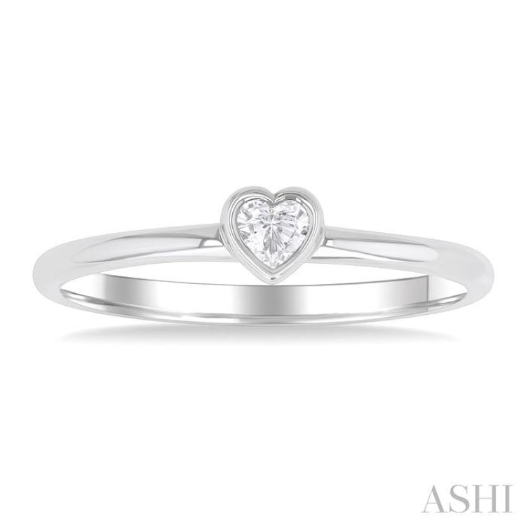1/6 Ctw Petite Bezel Set Heart Shape Diamond Fashion Ring in 10K White Gold 1/6 Ctw Petite Bezel Set Heart Shape Diamond Fashion Ring in 10K White Gold
