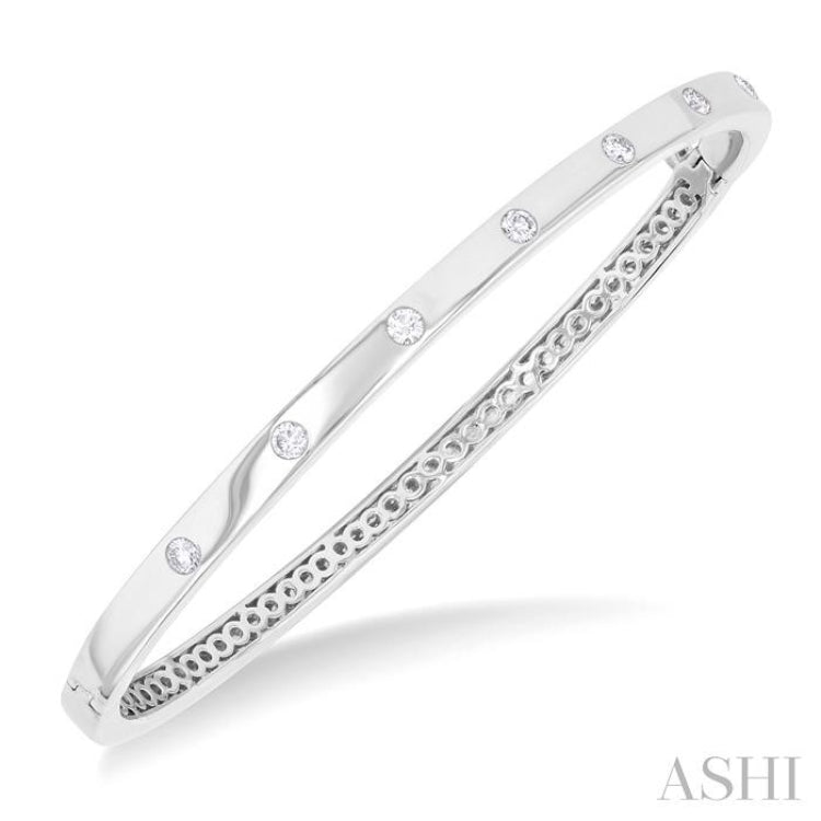 3/8 Ctw Flush Bezel Set Diamond Fashion Bangle in 14K White Gold 3/8 Ctw Flush Bezel Set Diamond Fashion Bangle in 14K White Gold