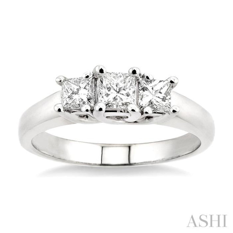3/4 Ctw Three Stone Princess Cut Diamond Ring in 14K White Gold 3/4 Ctw Three Stone Princess Cut Diamond Ring in 14K White Gold