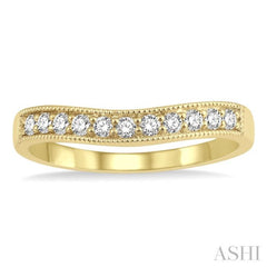 1/4 ctw Curved Center Milgrain Border Round Cut Diamond Wedding Band in 14K Yellow Gold
