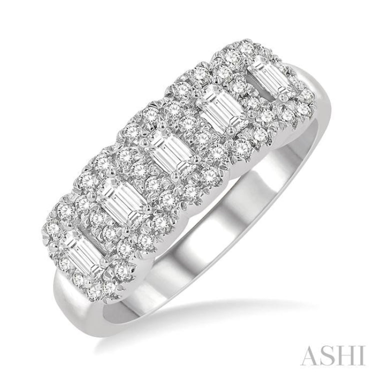 1 Ctw Emerald Shape 5 Stone Emerald & Round Cut Diamond Halo Wedding Band in 14K White Gold
