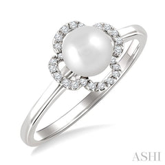 6 MM Cultured Pearl and 1/10 Ctw Single Cut Diamond Clover Petite Fashion Ring in 10K White Gold