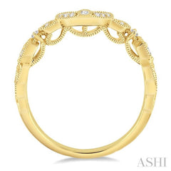 1/6 ctw Round Cut Diamond Wedding Band in 14K Yellow Gold