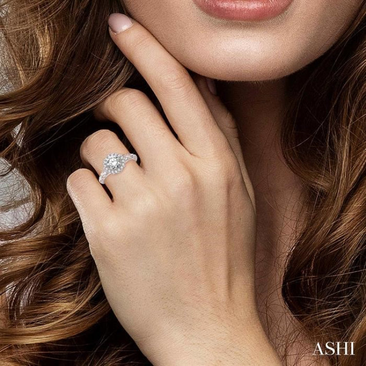 5/8 ctw Diamond Engagement Ring with 3/8 ct Round Cut Center Stone in 14K White Gold