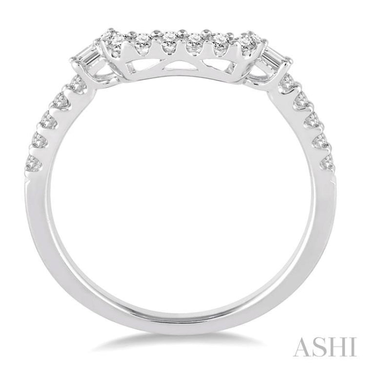 1/4 ctw U-Shape Baguette Accent Round Cut Diamond Wedding Band in 14K White Gold