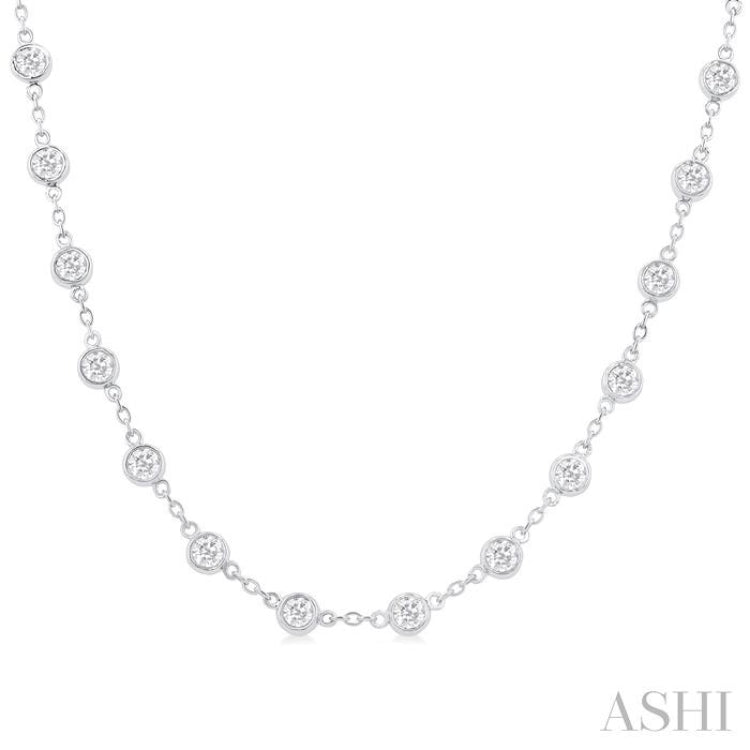4.00 Ctw Bezel Set Round Cut Diamond Station Necklace in 14K White Gold