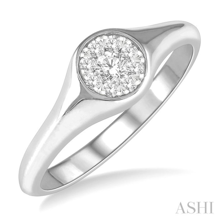 1/4 Ctw Round Shape Lovebright Diamond Ring in 14K White Gold